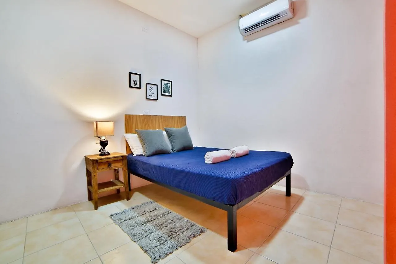 Hostal Ten To Ten Puerto Vallarta Hostel